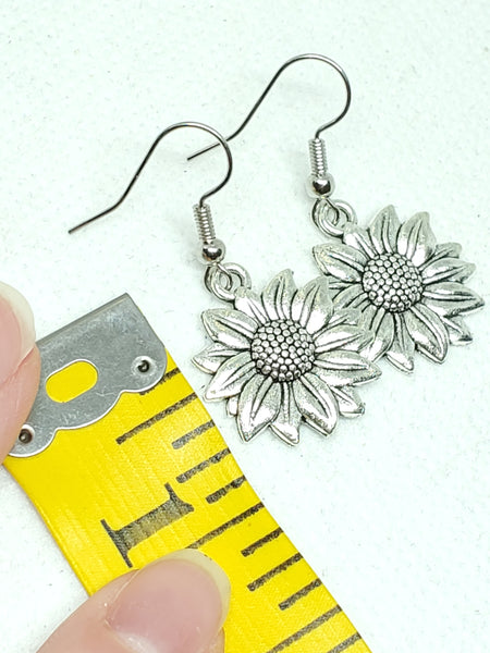 Dangling Sunflower Earrings
